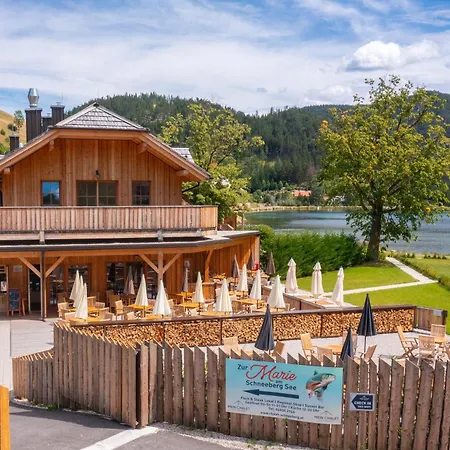 Am Schneeberg 아파트 *